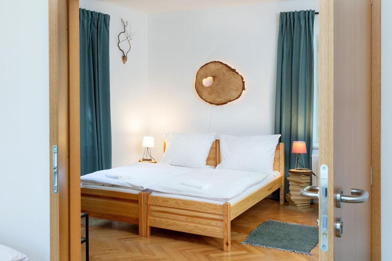 Hotel Zamek Netschetin Extérieur photo